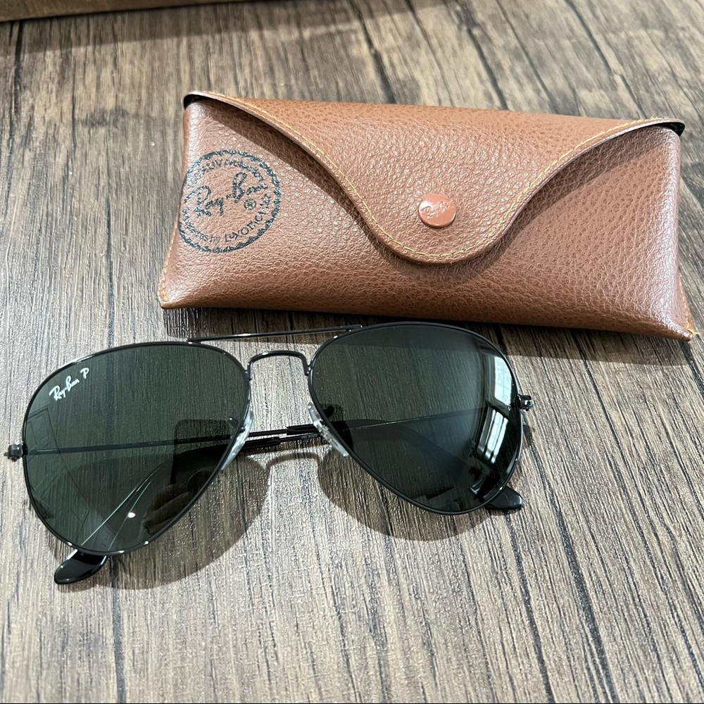 Ray Ban Black Aviator Sunglasses (3025) 55mm - Small Size - Polarized